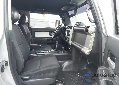 2007 Toyota Fj Cruiser from USA, damaged, VIN JTEBU11F670069061